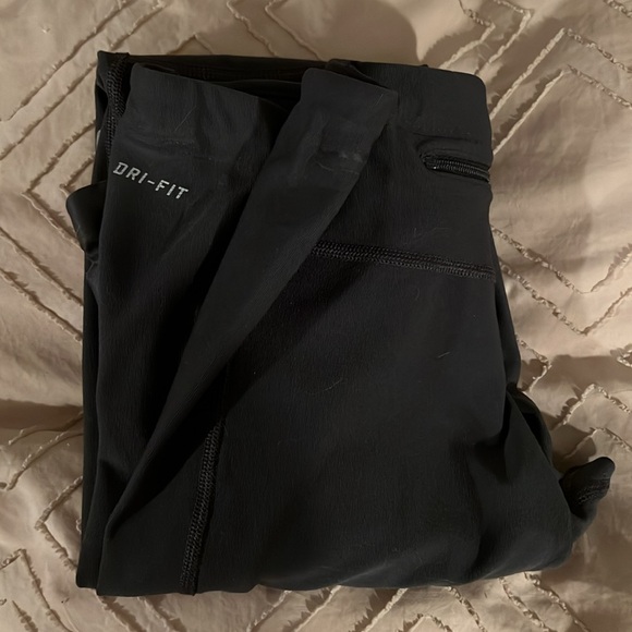 Nike Dri-Fit leggings, Size Small - Picture 7 of 7